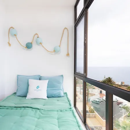 Tranquil Sea View In アパート